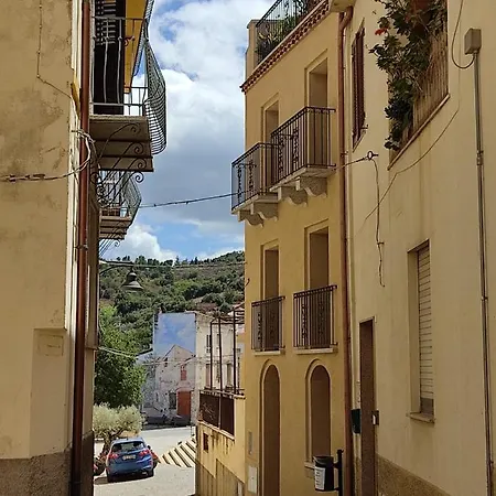 Apartment Casa Nonno Luigi *